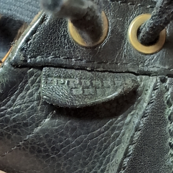 Burberry Vintage Black Leather Samba Style Sneakers - Picture 4 of 12